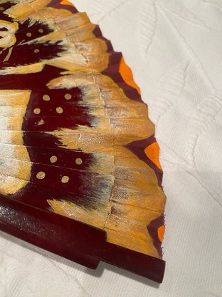 Abanico madera pintado a mano 19cm