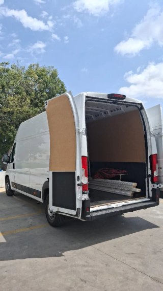 PORTES Y MUDANZAS