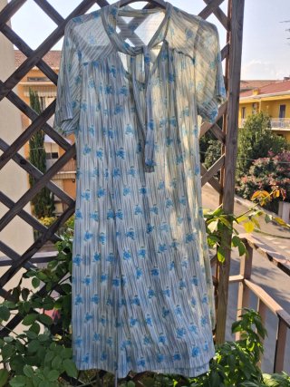 Abito elegante fantasia floreale