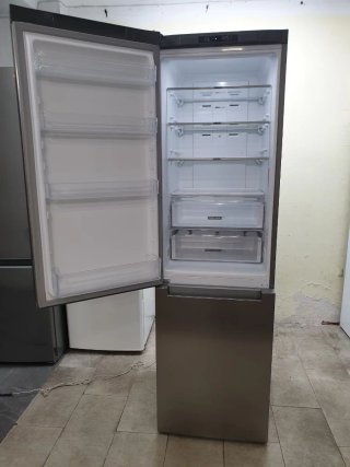 Frigorífico Whirlpool 200×60cm A++ con garantía
