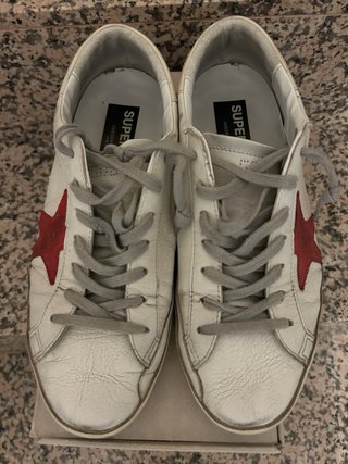 Golden Goose Sneakers Blancas con Estrella Roja