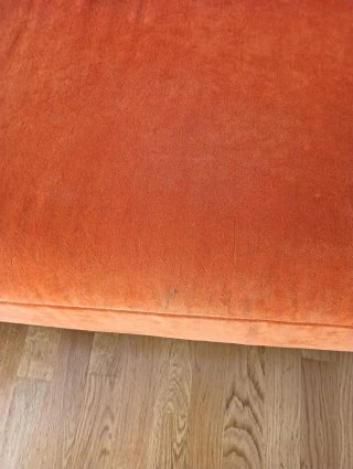 Sofá Cheslong Naranja y Marrón