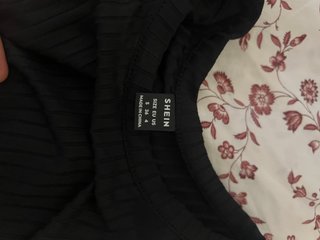 Vestido Corto Negro Canalé Fruncido SHEIN Talla S