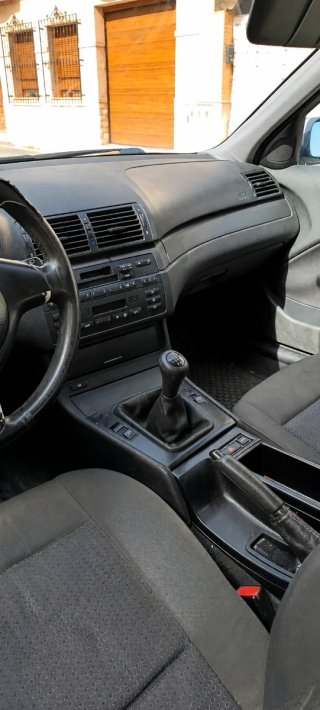 BMW E46 Serie 3 320d  2002