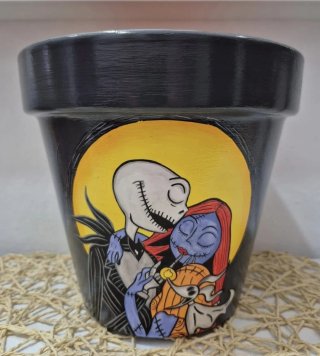 Macetas pintadas a mano Jack y Sally