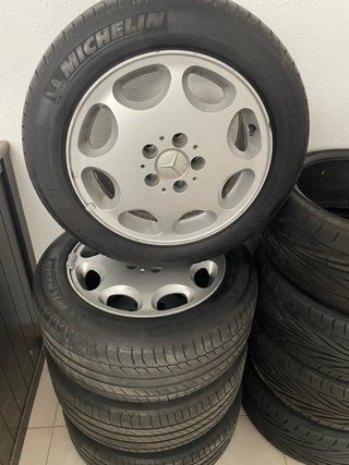 Llantas de aleación plateadas  5/112. /20