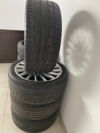Llantas de aleación plateadas  5/112. /20