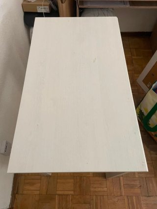 Escritorio de madera blanco