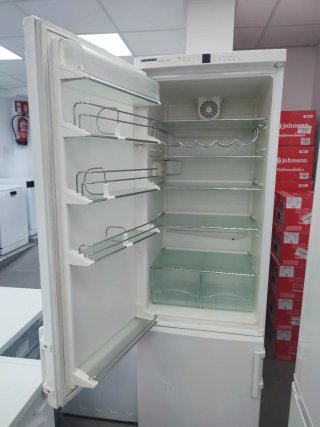Nevera marca Liebherr 200/60cm A+ con garantía