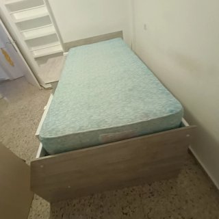 Cama 90 con escritorio y cajones
