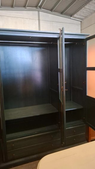 Armario 3 puertas madera y cristal