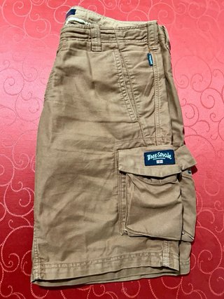 Bermudas Three Stroke.marrones. Casual. Hooligan.