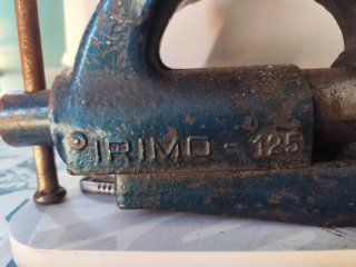 Tornillo de banco IRIMO 125