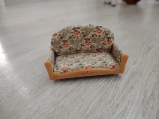 Muebles Sylvanian: Sofá, Sillones y Mesa