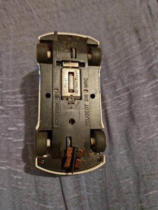 Peugeot 206 Scalextric efecto barro