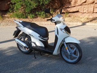 Honda SH 125i Scooter Blanca