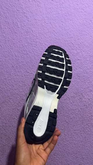Zapatillas Nike Talla 46 Plata y Blanco