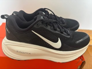 Nike Vomero 18 Nuevas