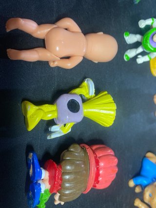 Figuras PVC variadas: Toy Story, Pitufos, etc.