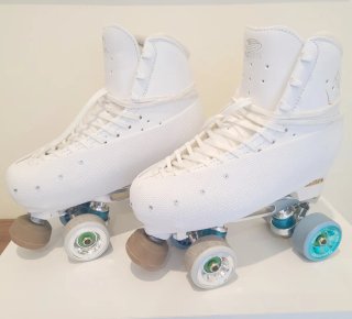 PATINES EDEA RITMO 255 PLANCHA MISTRAL NUEVOS