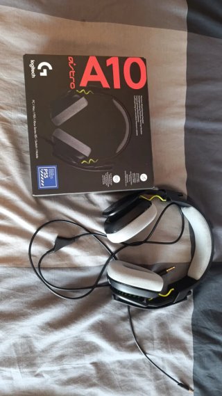 Volante Logitech G29 + Shifter+ auriculares