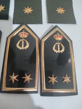 Insignias militares coleccionables
