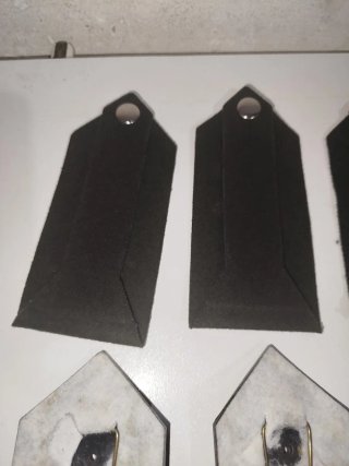 Insignias militares coleccionables