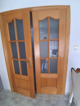 Puertas de madera con cristal