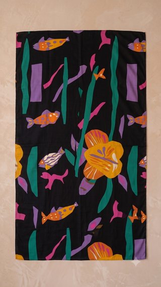 Pareo Estampado Tropical Negro Talla Única