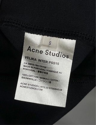 Camiseta Acne Studios Negra Manga Larga