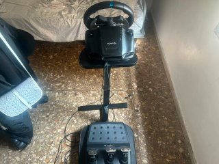 Volante Logitech G29 con Pedales