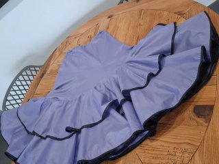 Falda flamenca azul volantes
