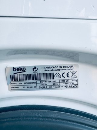 621.Lavadora 8 kilos Beko Nueva Tara Inverter
