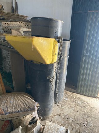 Herramientas de construcción varias en Almendralej