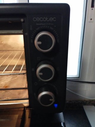 Horno Cecotec 570 Ideal para tostadas/pizzas 230°