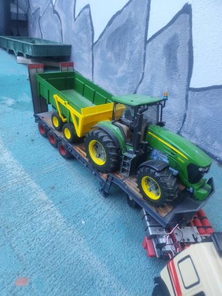 Camión RC con Tractor y Remolque
