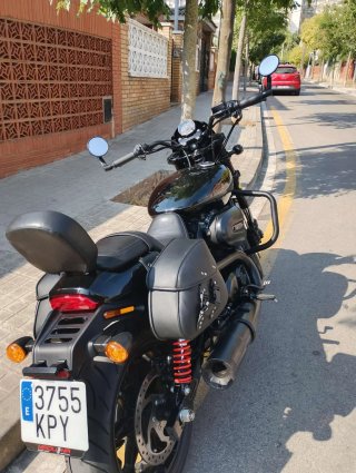 Harley-Davidson Street Rod Negra 750