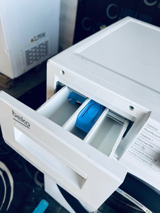 622.Lavadora Beko 7 Kilos Inverter Nueva Tara