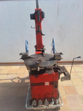 Máquina para ruedas coche/moto
