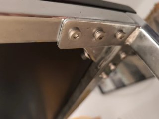 Mesa comedor y 2 sillas