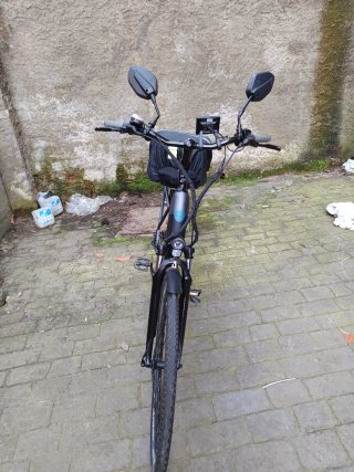Bicicleta Eléctrica Momo - 24h Uso