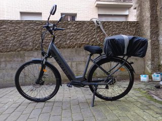 Bicicleta Eléctrica Momo - 24h Uso