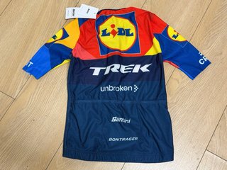 NUEVO. XXS. Maillot Ciclismo Lidl Trek Santini