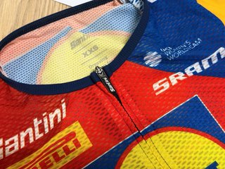 NUEVO. XXS. Maillot Ciclismo Lidl Trek Santini