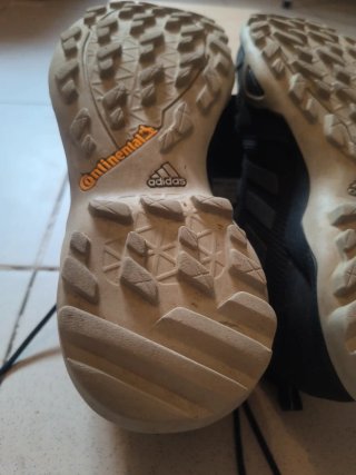 Adidas Terrex Gore-Tex AX3 Mid GTX. Botas. T. 38,5