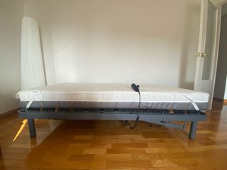 Cama articulada eléctrica gris