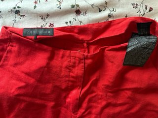 Pantalón rojo tiro bajo lino