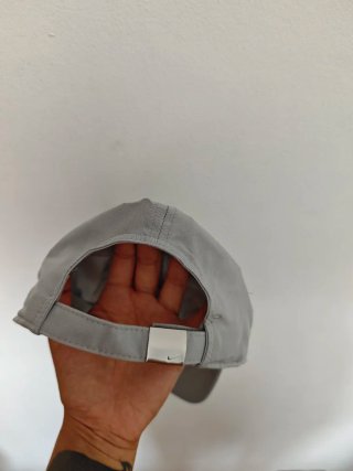 Gorra Nike Dri-Fit Talla S/M Gris