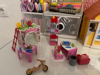 Casa Playmobil con figuras y accesorios