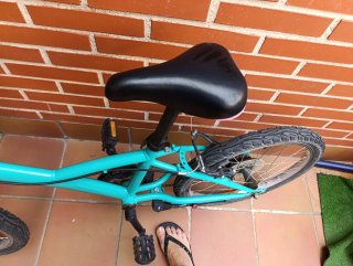 Bicicleta infantil azul